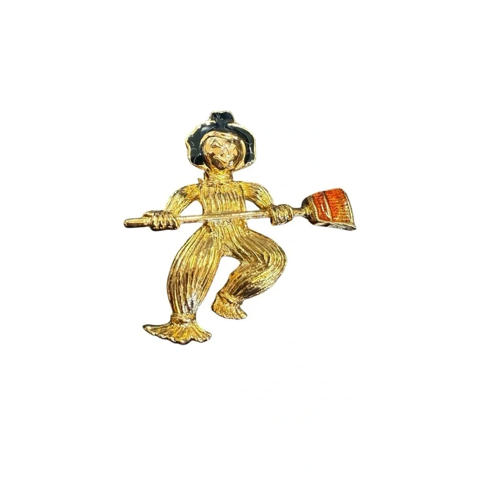 Vintage Avon Gold-Tone Scarecrow Brooch vintage NIB 1992